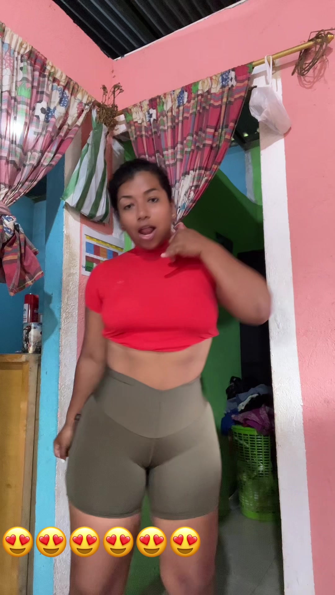 @Nallely