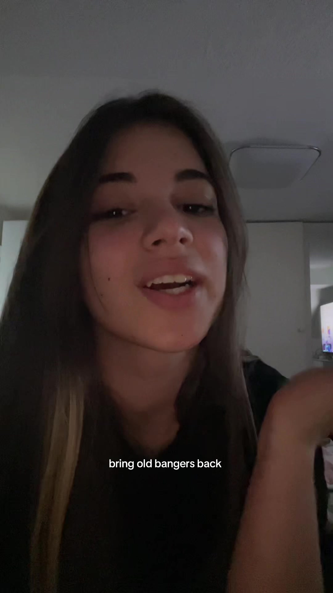 @𝓭𝓮𝓷𝓲💋