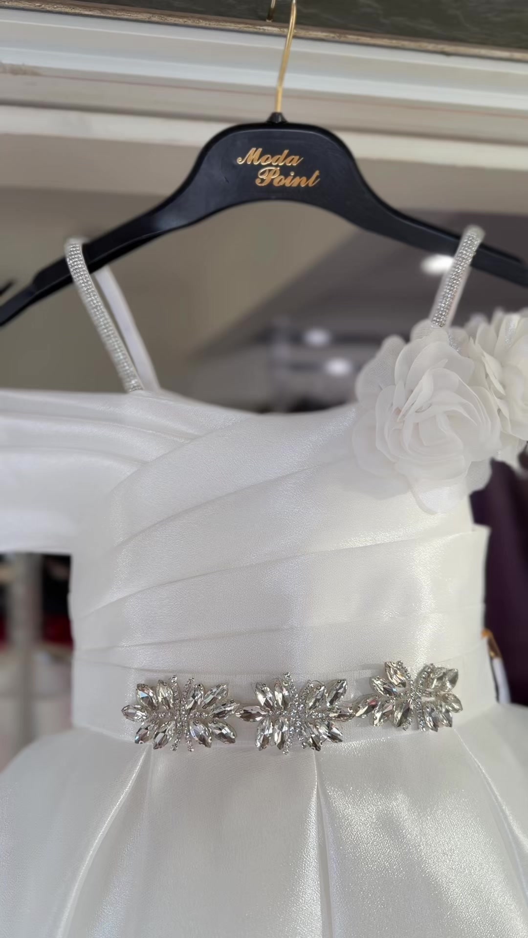 @emerald_coutureltd