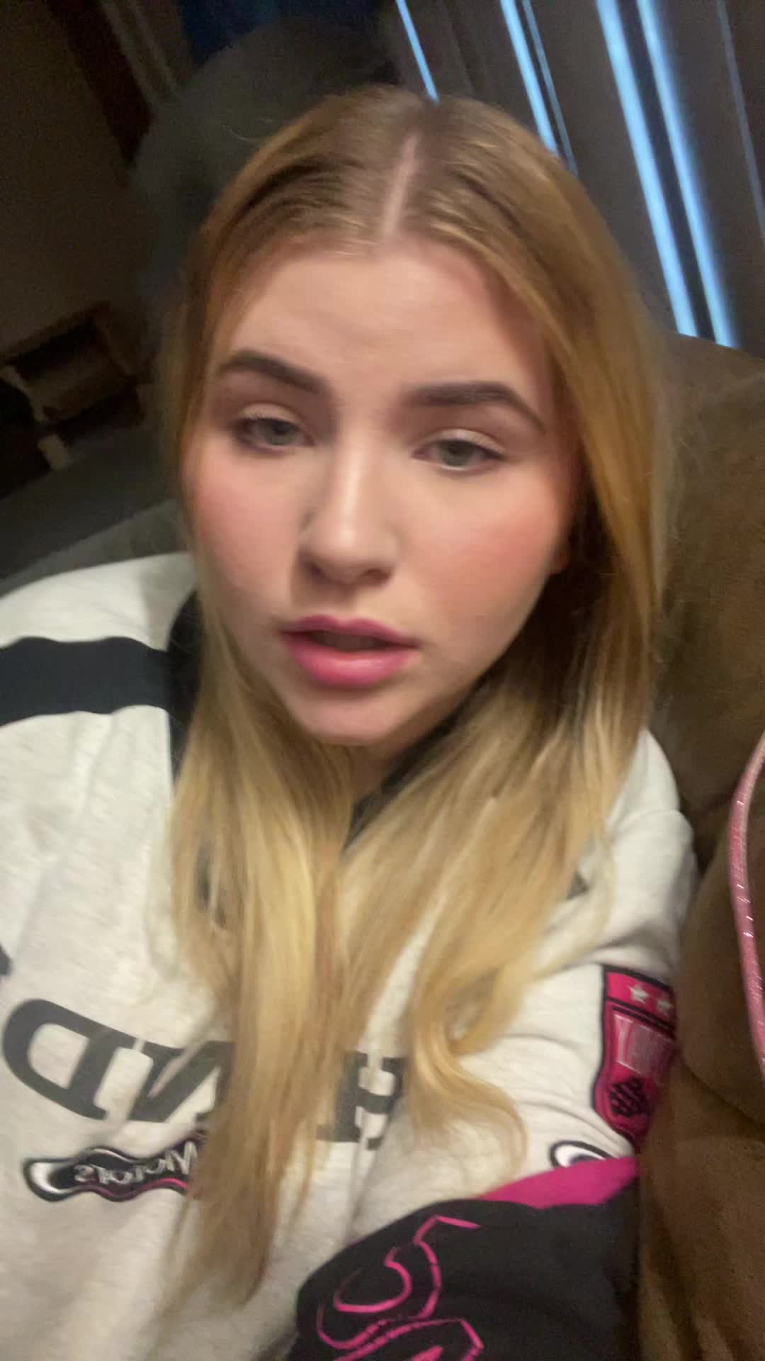 @Nicki2thicki