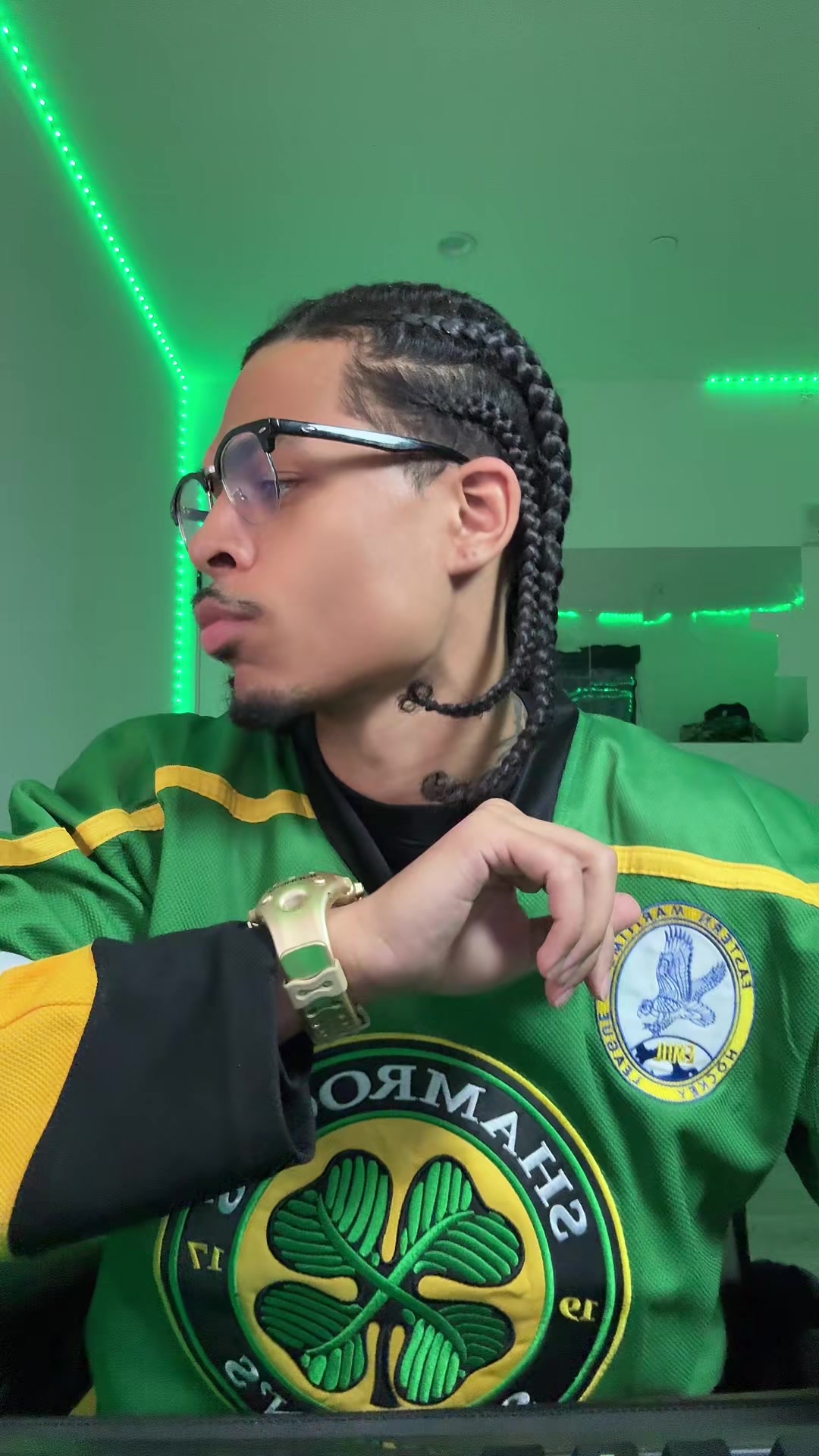 @Prettyboiballo