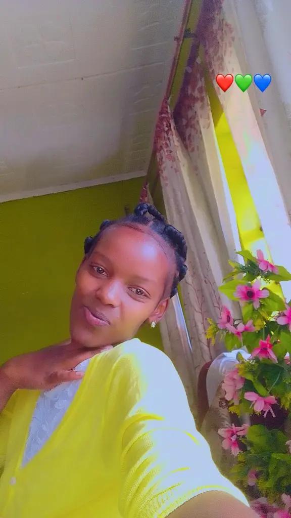@RUPEY🥰😘