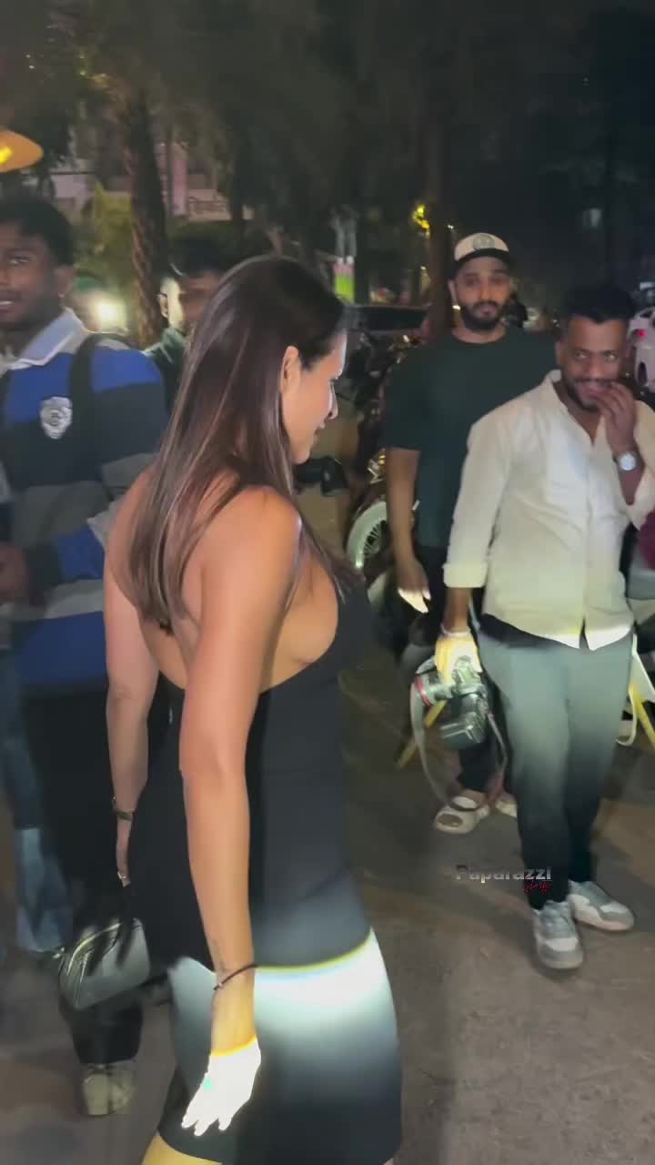 @Malaika Arora Fan's Page