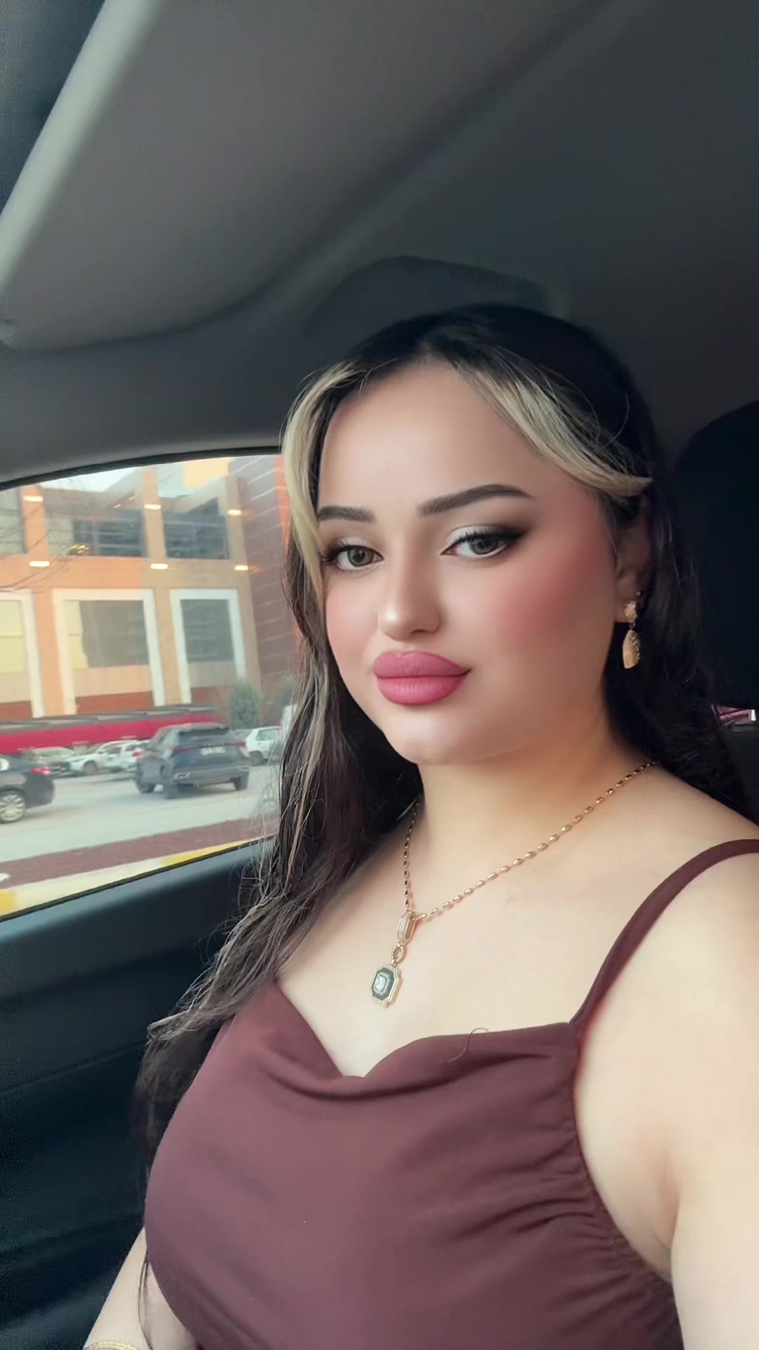 @_merveees