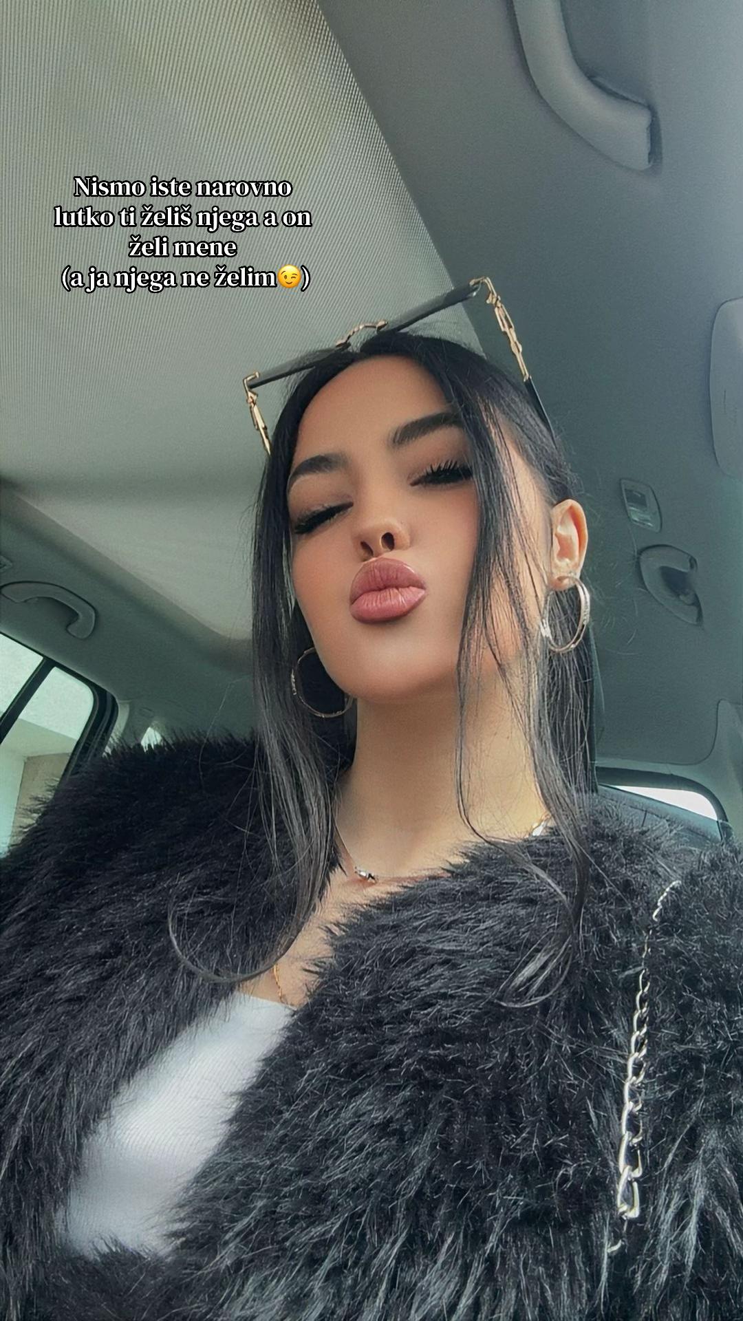 @𝐒𝐀𝐑𝐀 𝐒𝐓𝐎𝐀𝐍𝐎𝐕𝐒𝐊𝐀