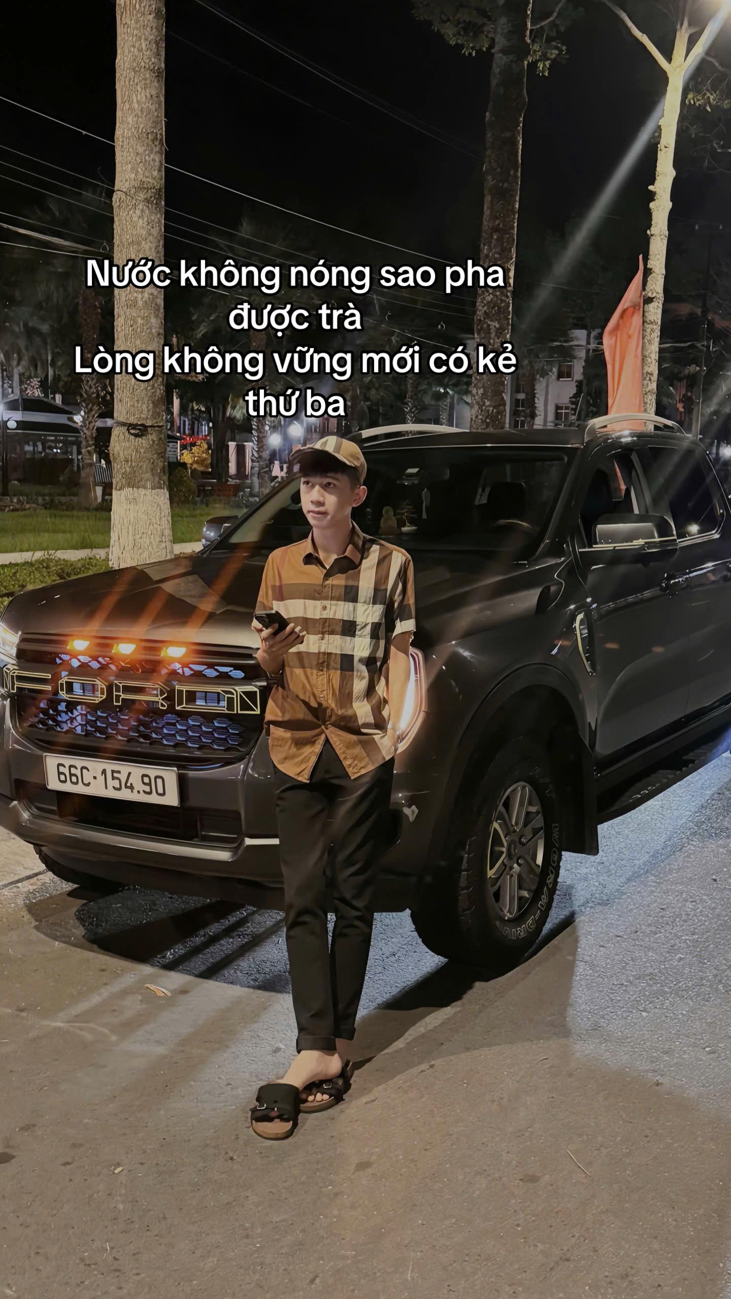 @𝑯𝒐̂̀ 𝑴𝒊𝒏𝒉 𝑸𝒖𝒂̂𝒏 𝑨𝒃