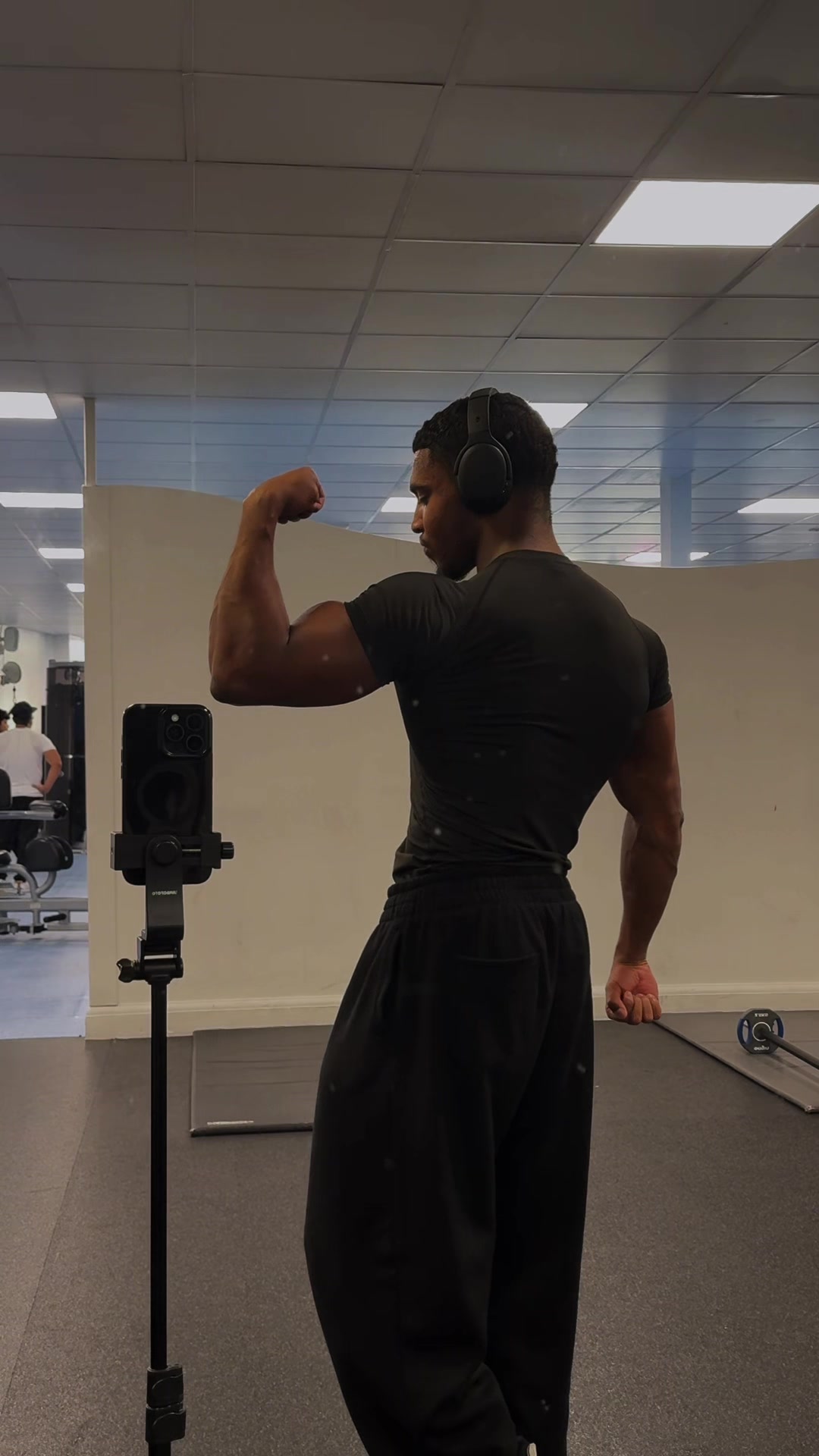 @Anabolic&ensp;Ash&ensp;⚡️