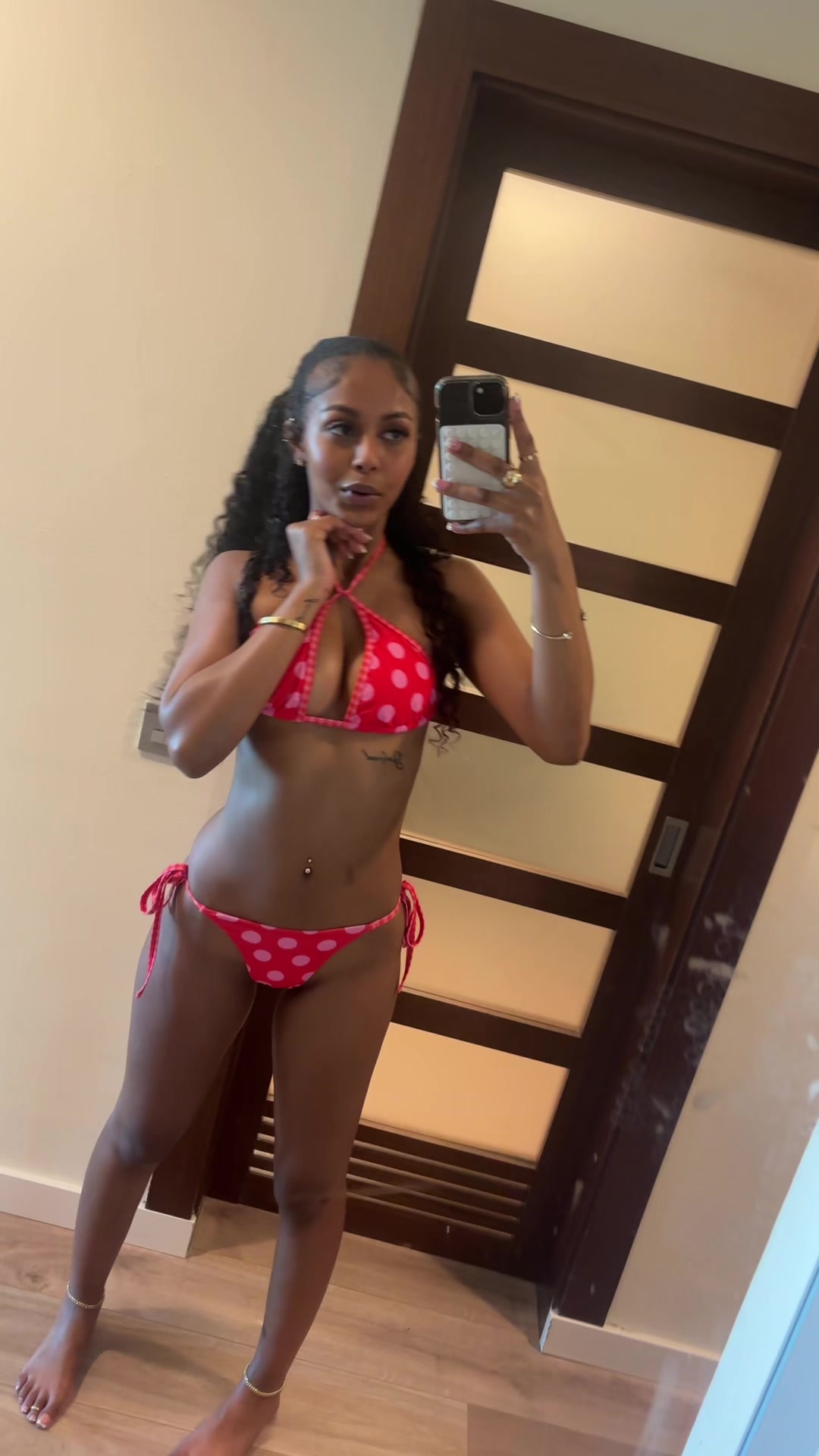 @emneezy