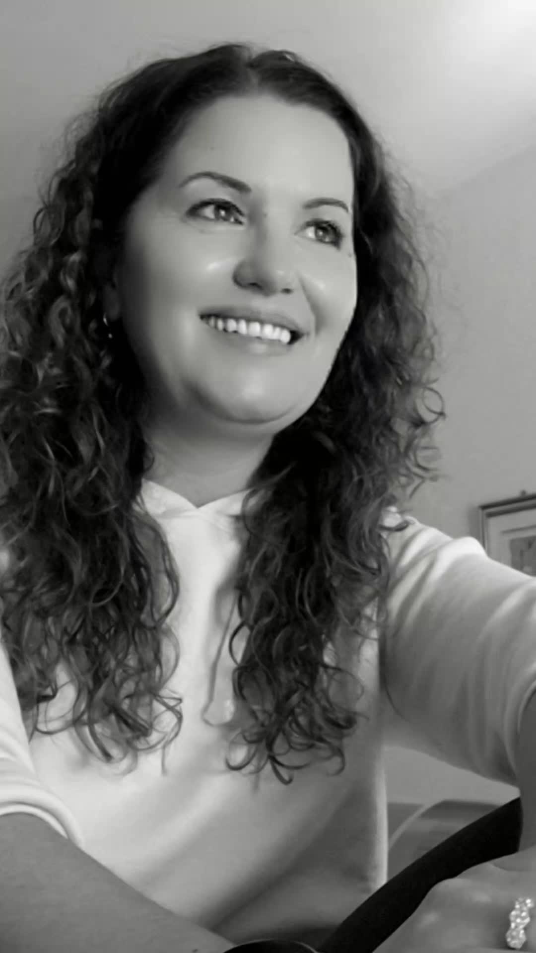 @Cristina Valentina
