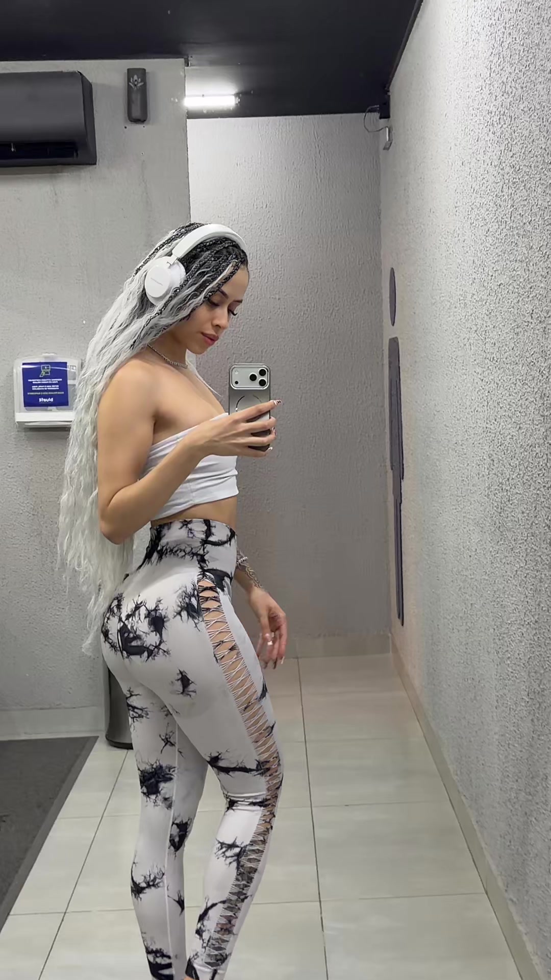 @P&acirc;mela Alves🤍