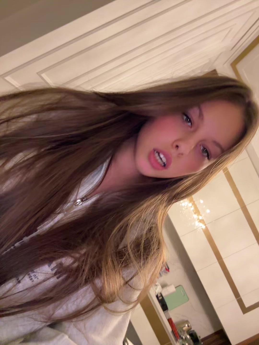 @Ksushenka