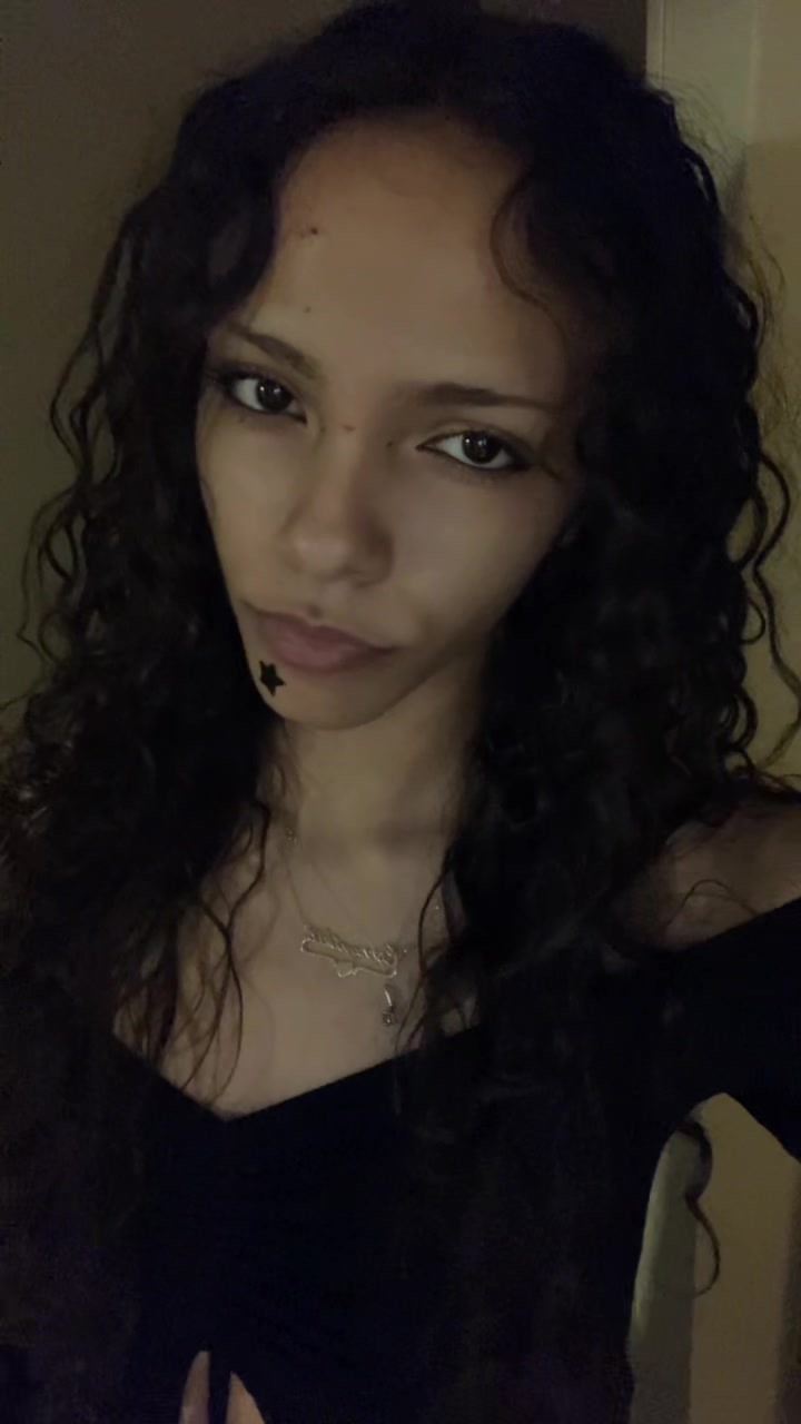 @corrynthia🫀