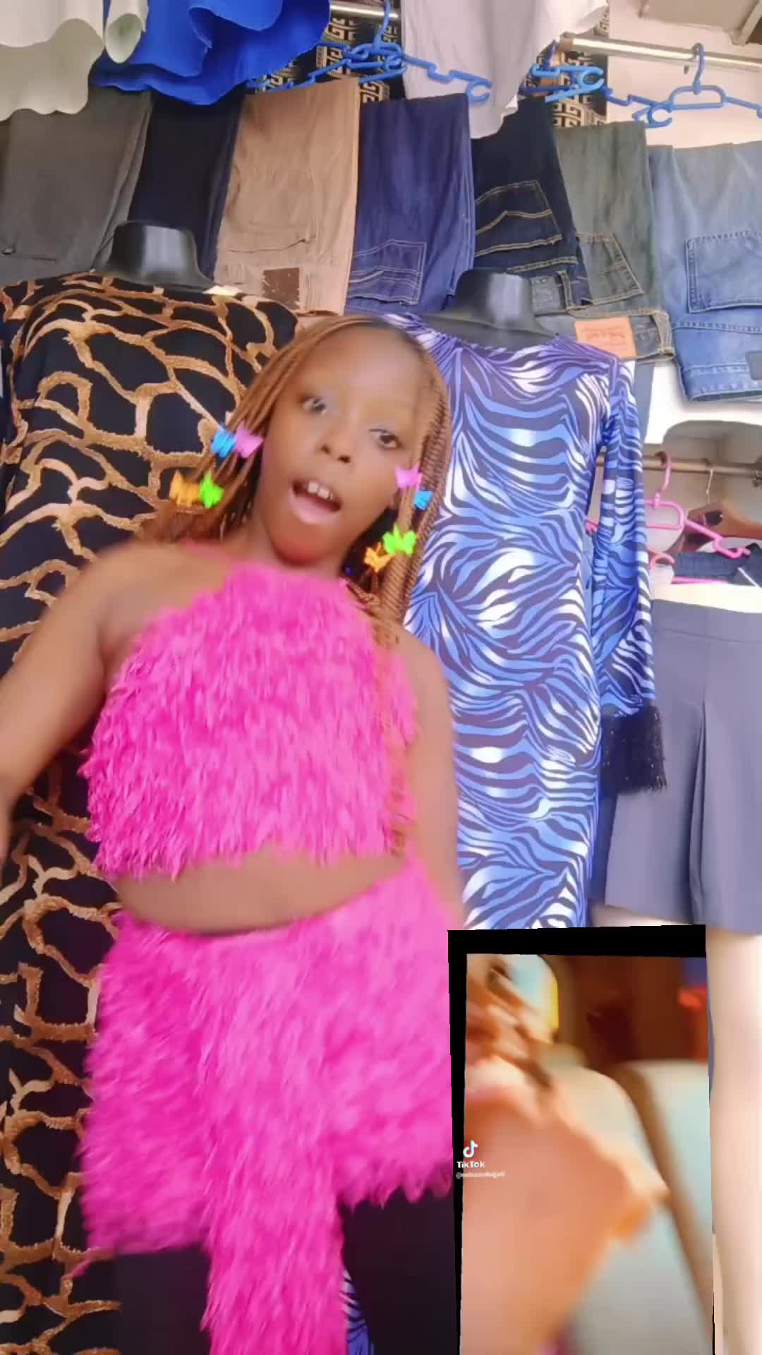 @PINK QUIN TAVIA