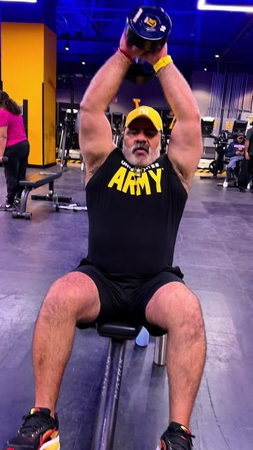 @ADRIAN  S&Uacute;PER OSO