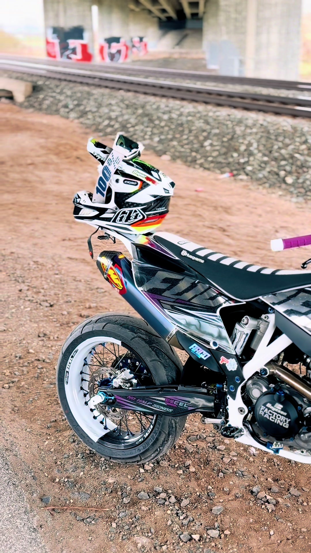 @Joni_moto