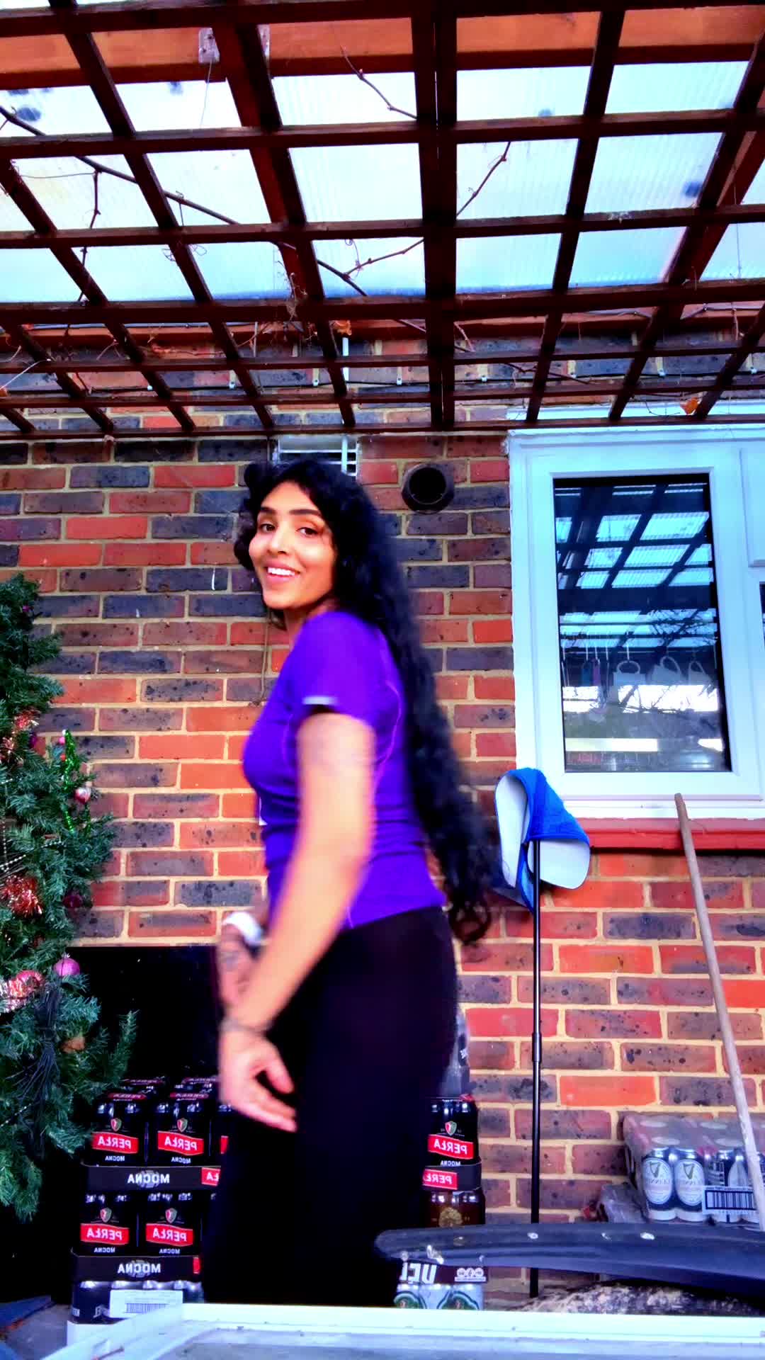 @Vanikavi