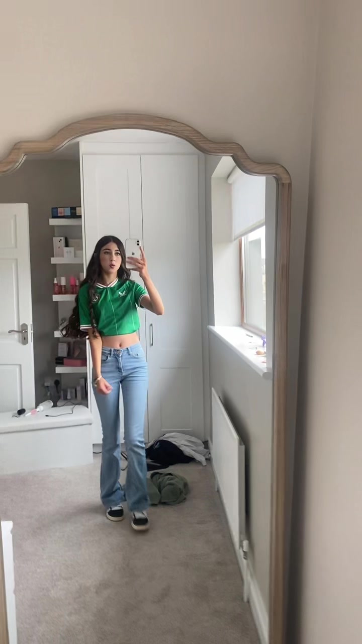 @Robyn
