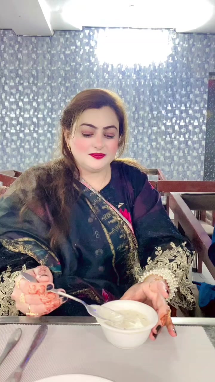 @&hearts;️Kiran Khan&hearts;️🫰