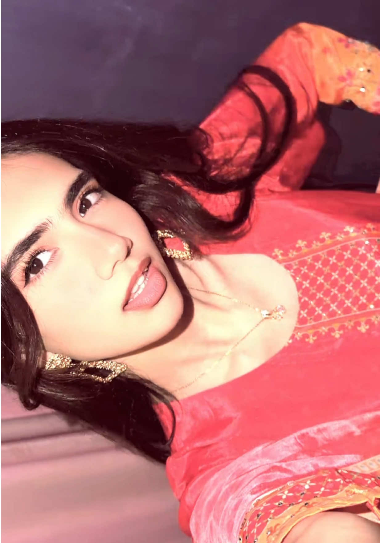 @Muskan🫧