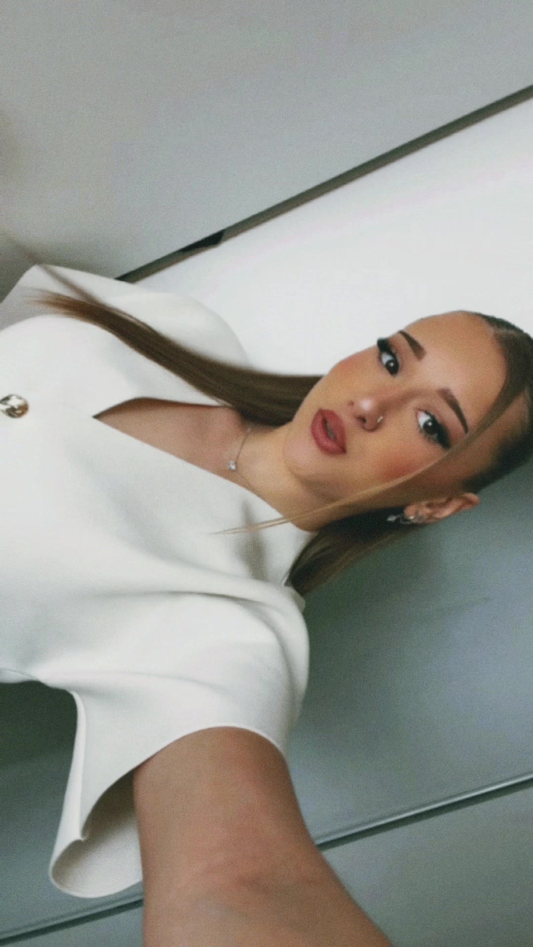 @𝑳.𝑱