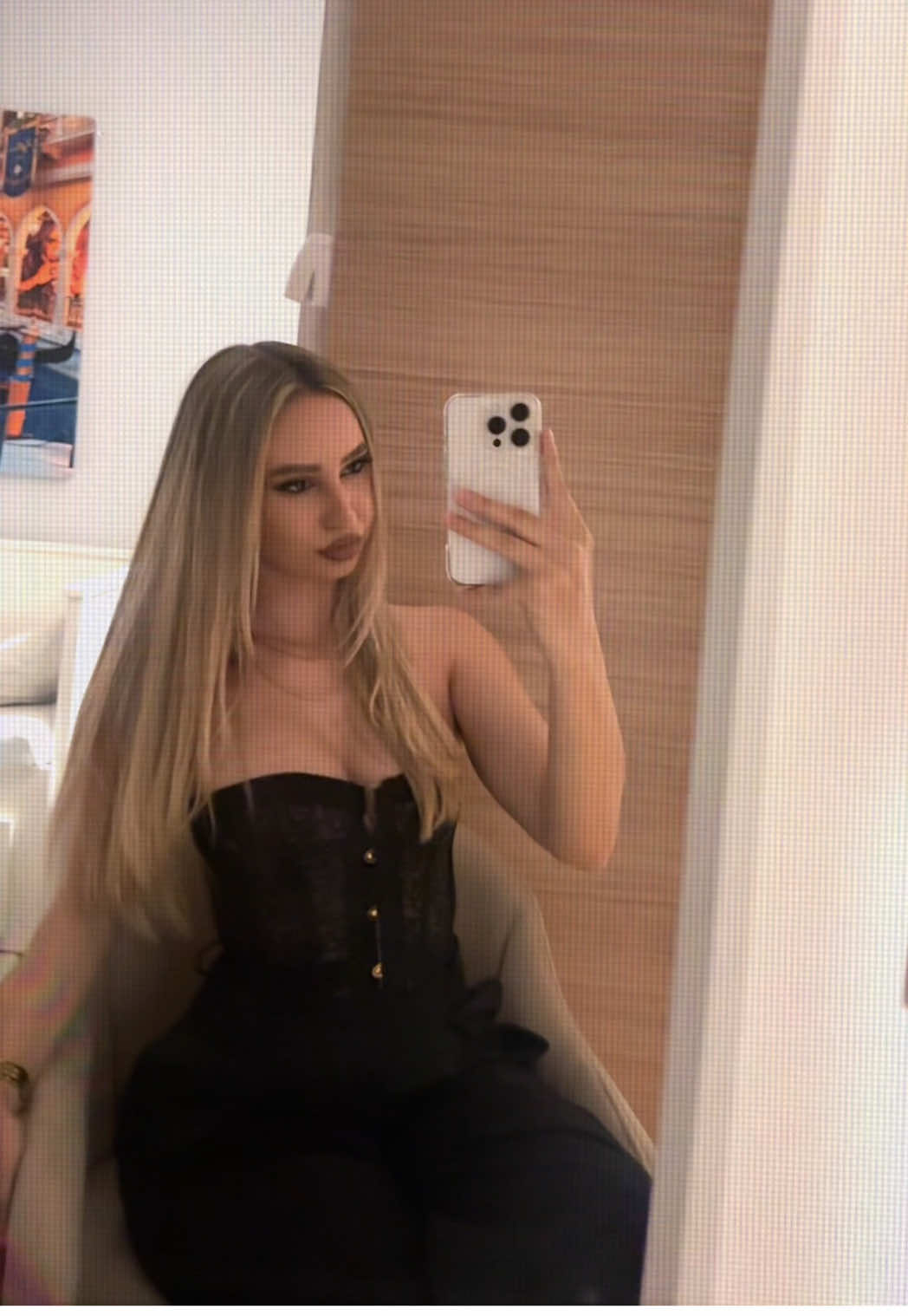 @теодора
