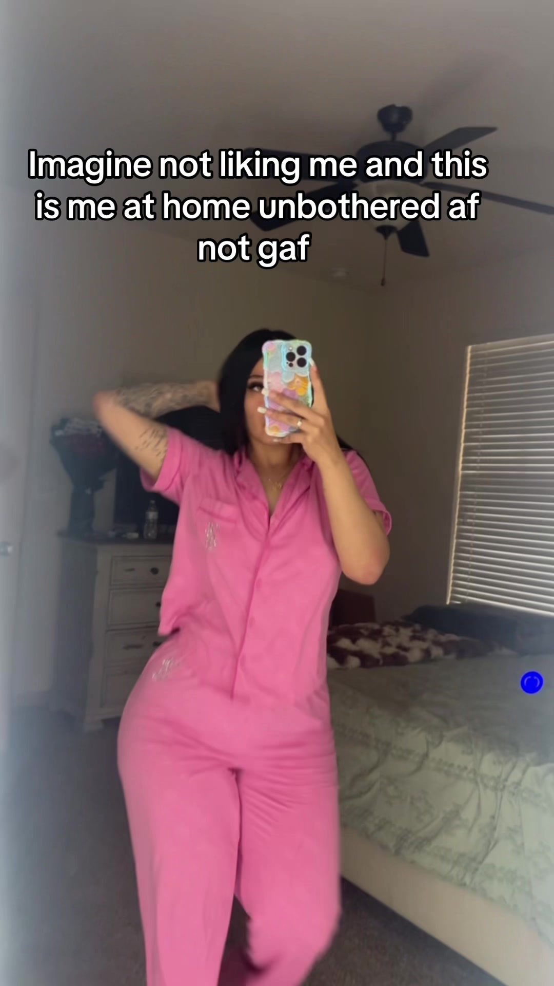 @Monicaa