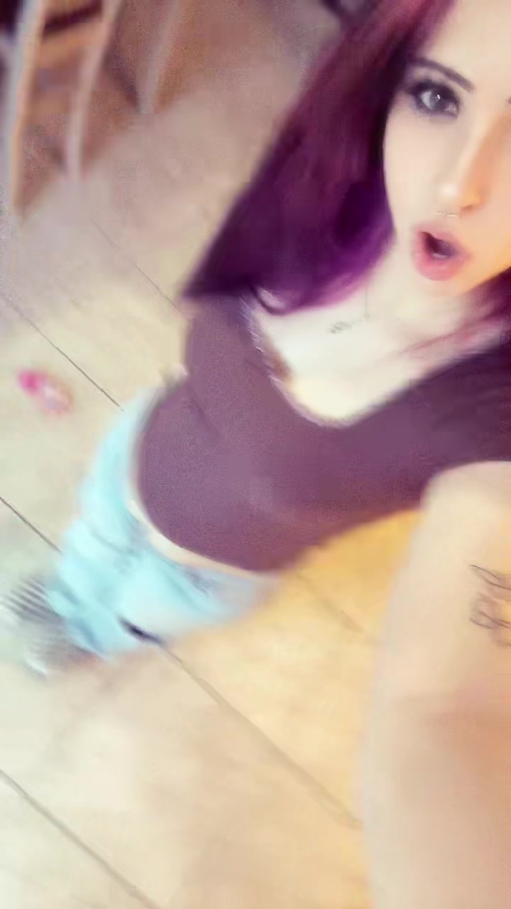 @Bella<3