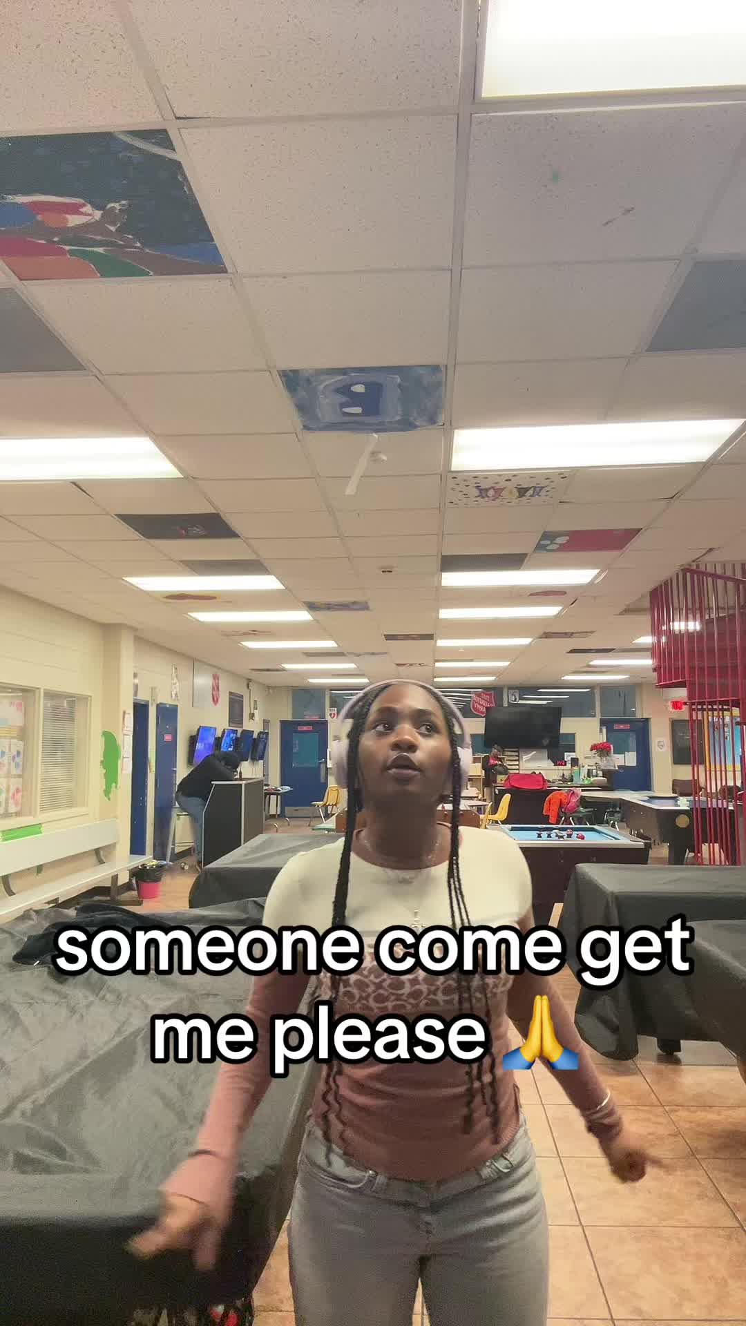 @whatsanizzy