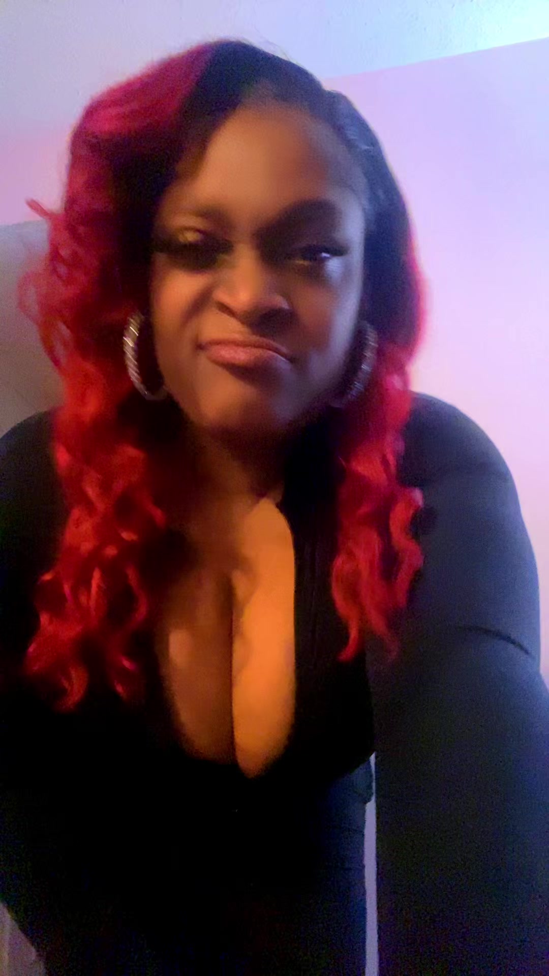 @nikkitia35