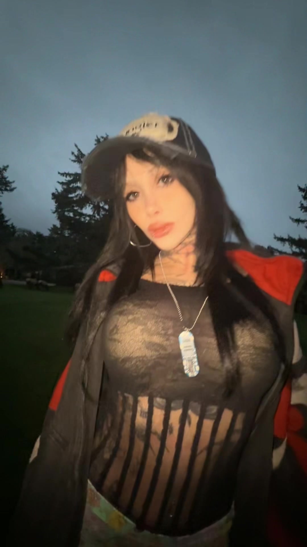 @zommmbri