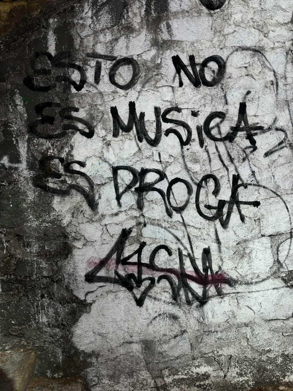 @Jos&eacute; 🦇🩸