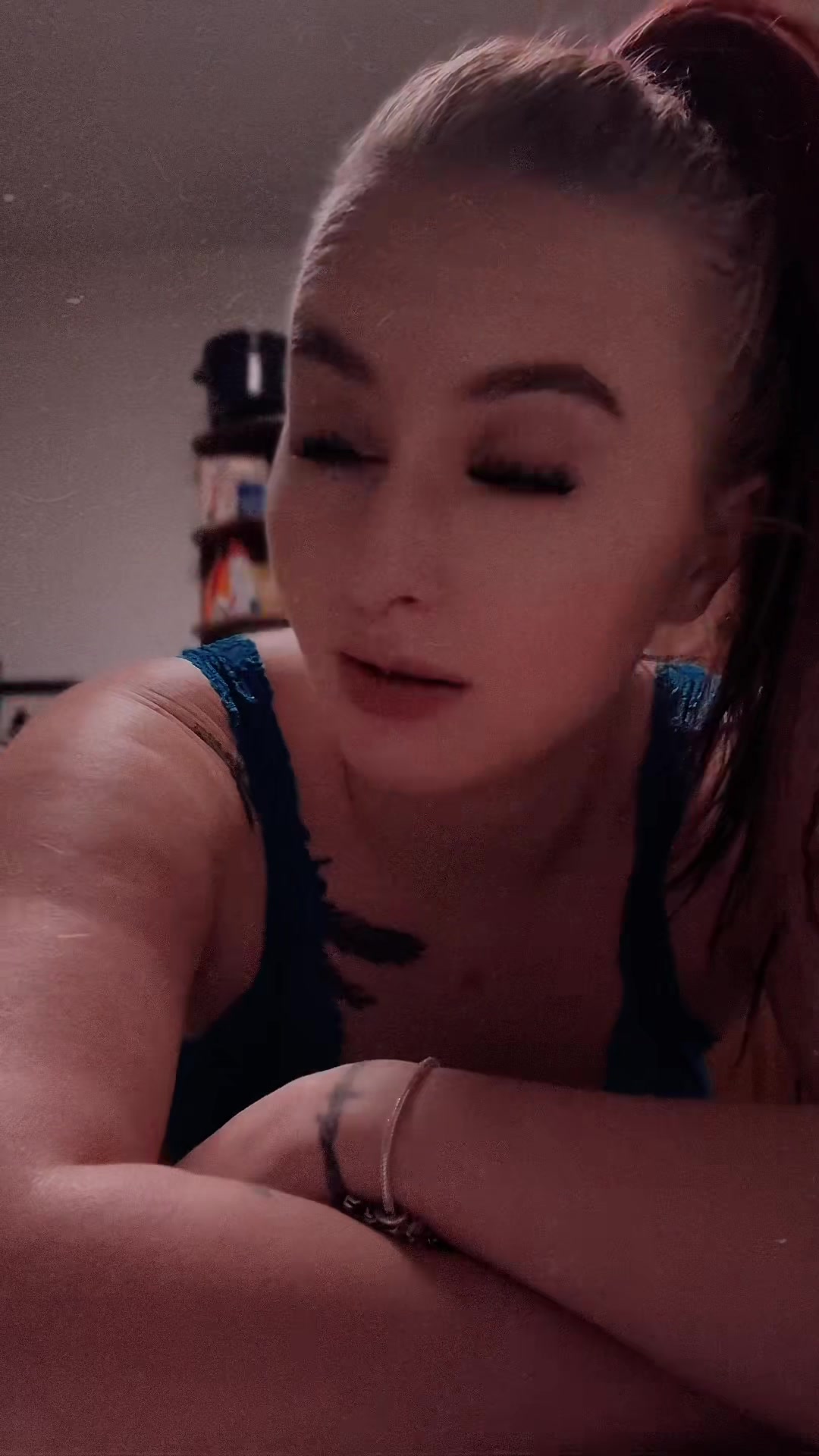 @𝕮𝖔𝖑𝖉𝕺𝖓𝖊❄️