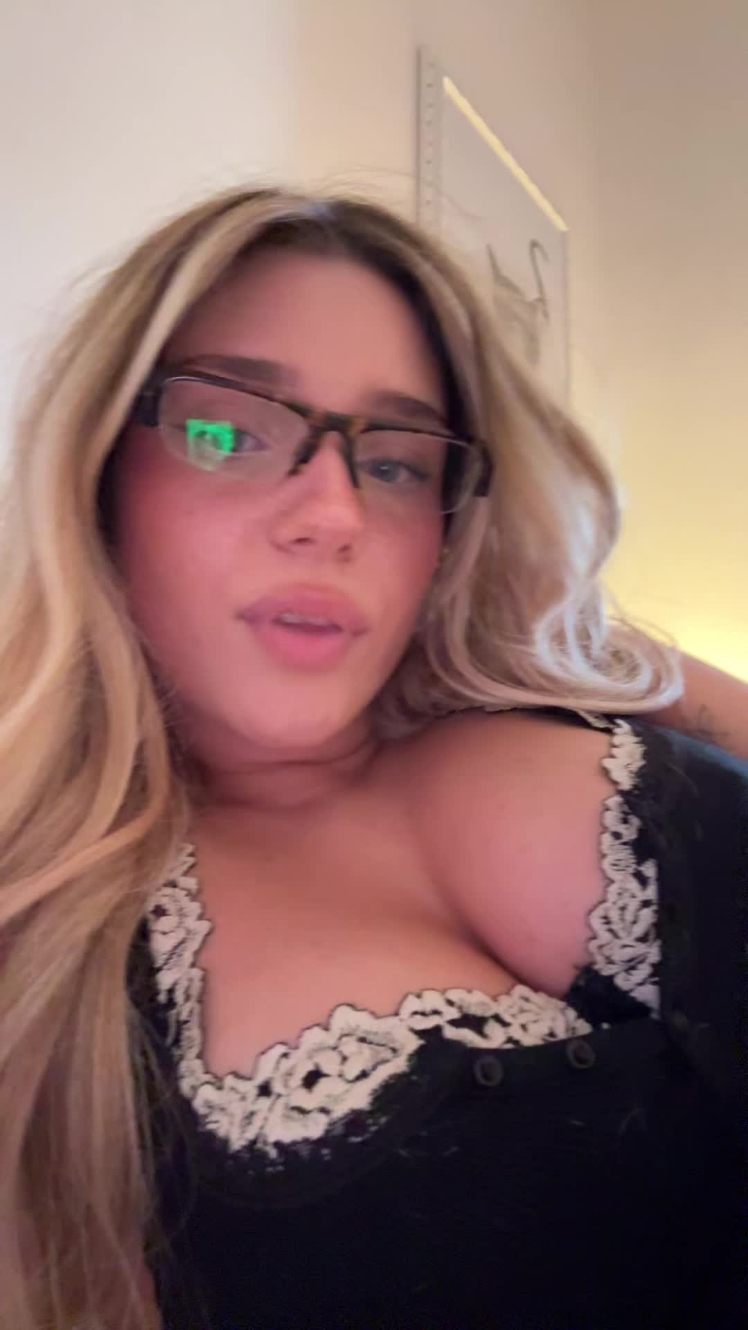 @tabathaerrico