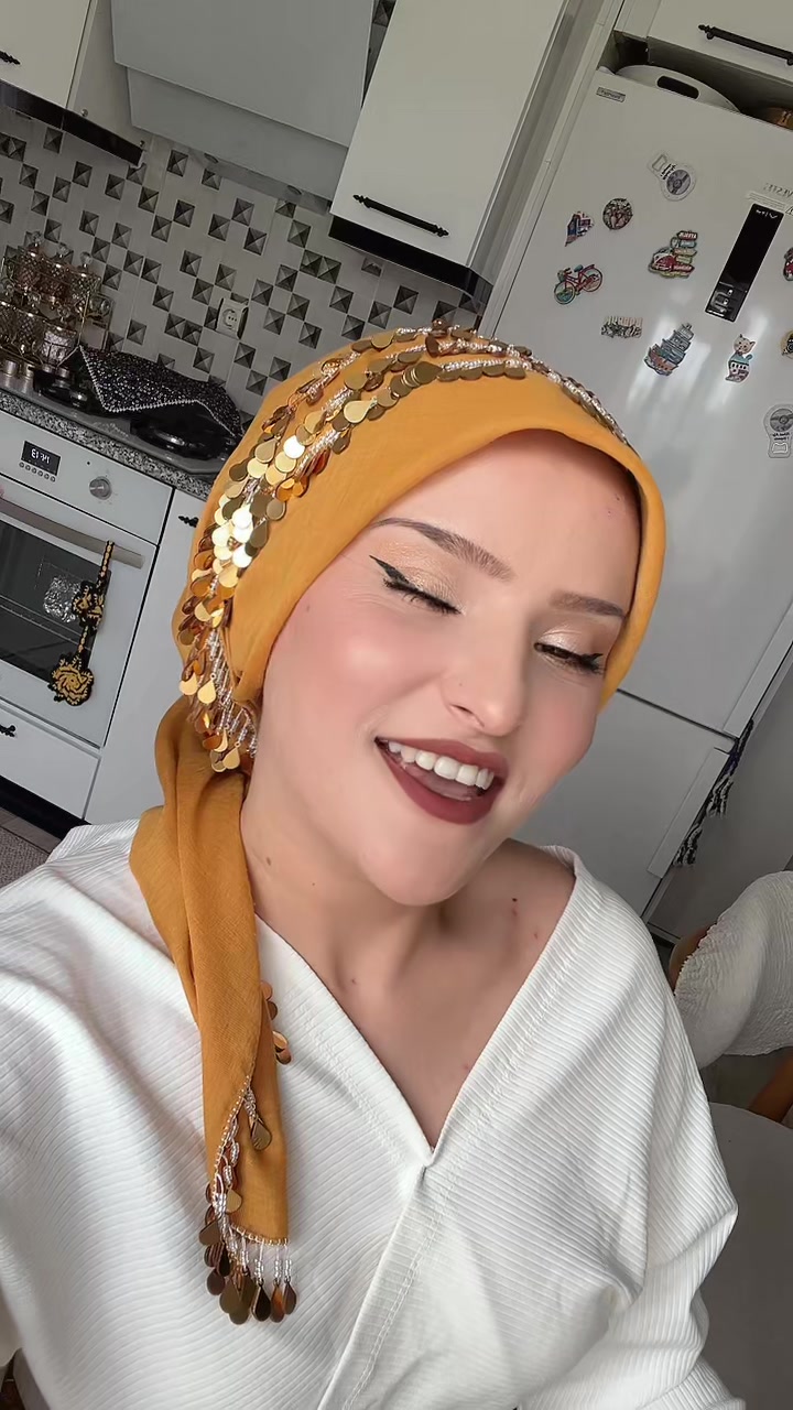 @Cansu Din&ccedil;er
