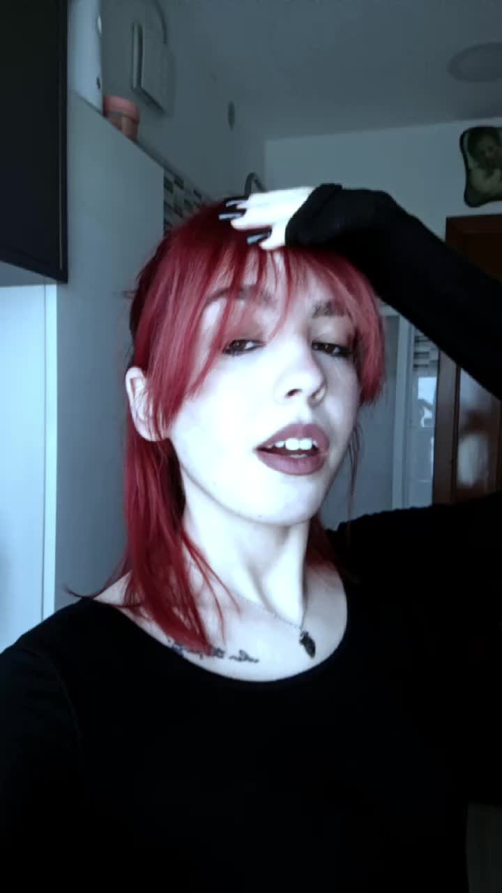 @elvira &bull; cosplayer