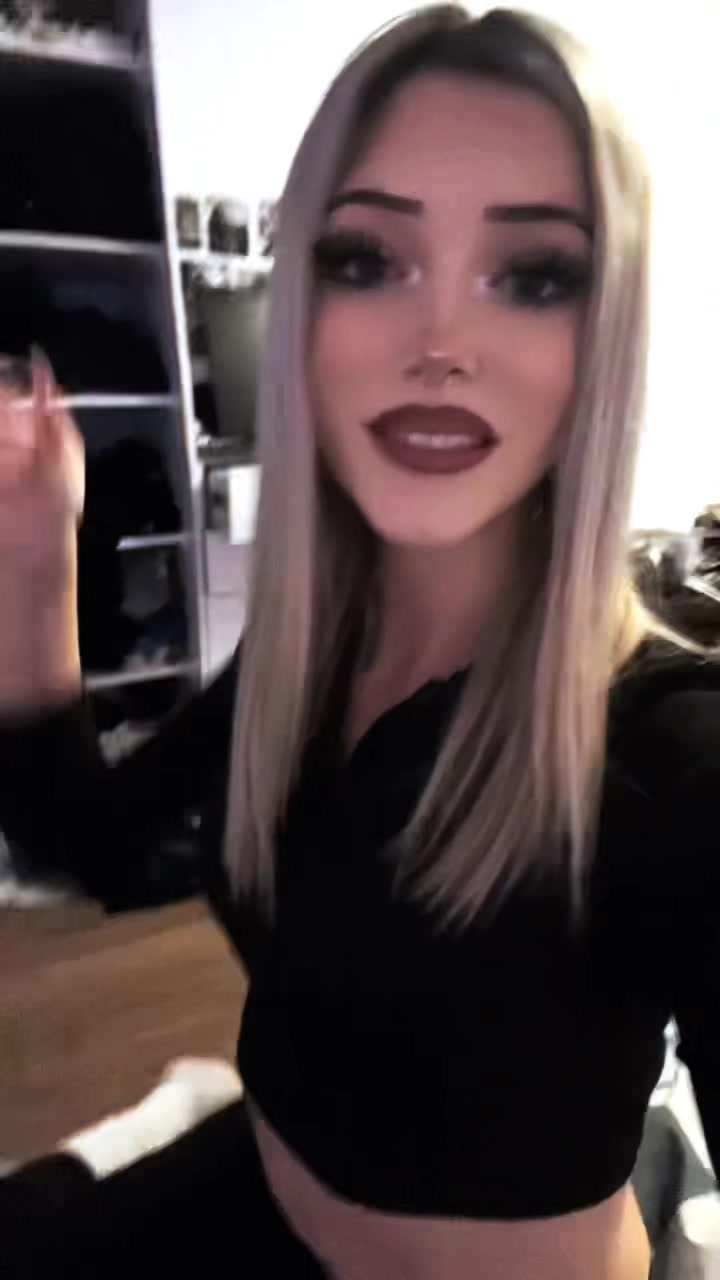 @martynkaniezyje_
