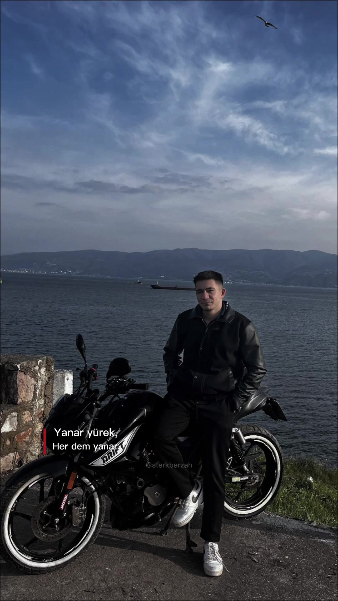 @G&ouml;khan. 7