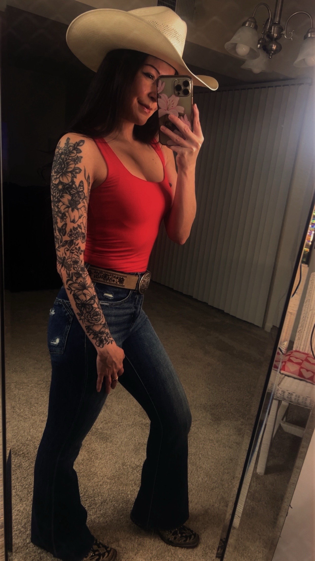@𝒮𝐻𝒴𝒴  🎀