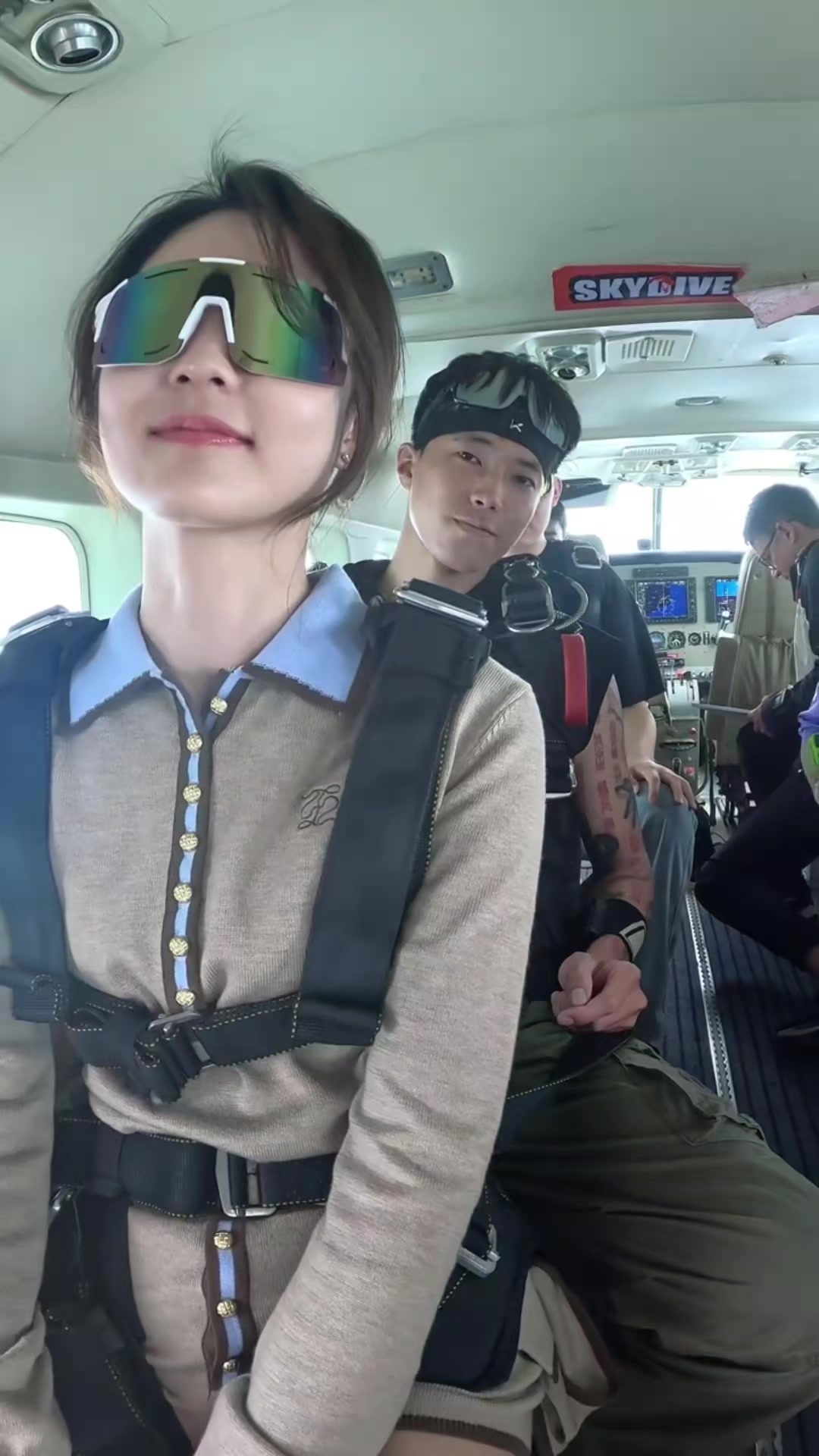 @onlyfanskydiving