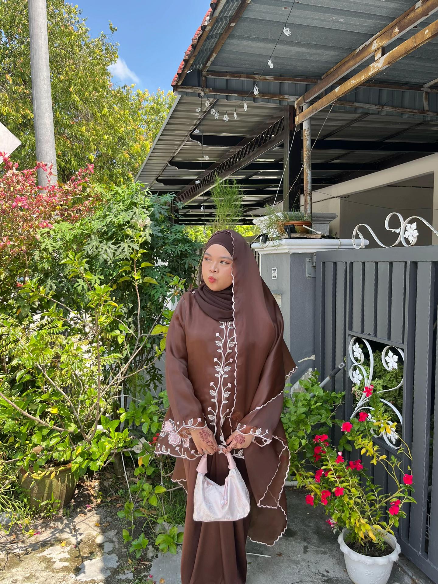 @n.aainn