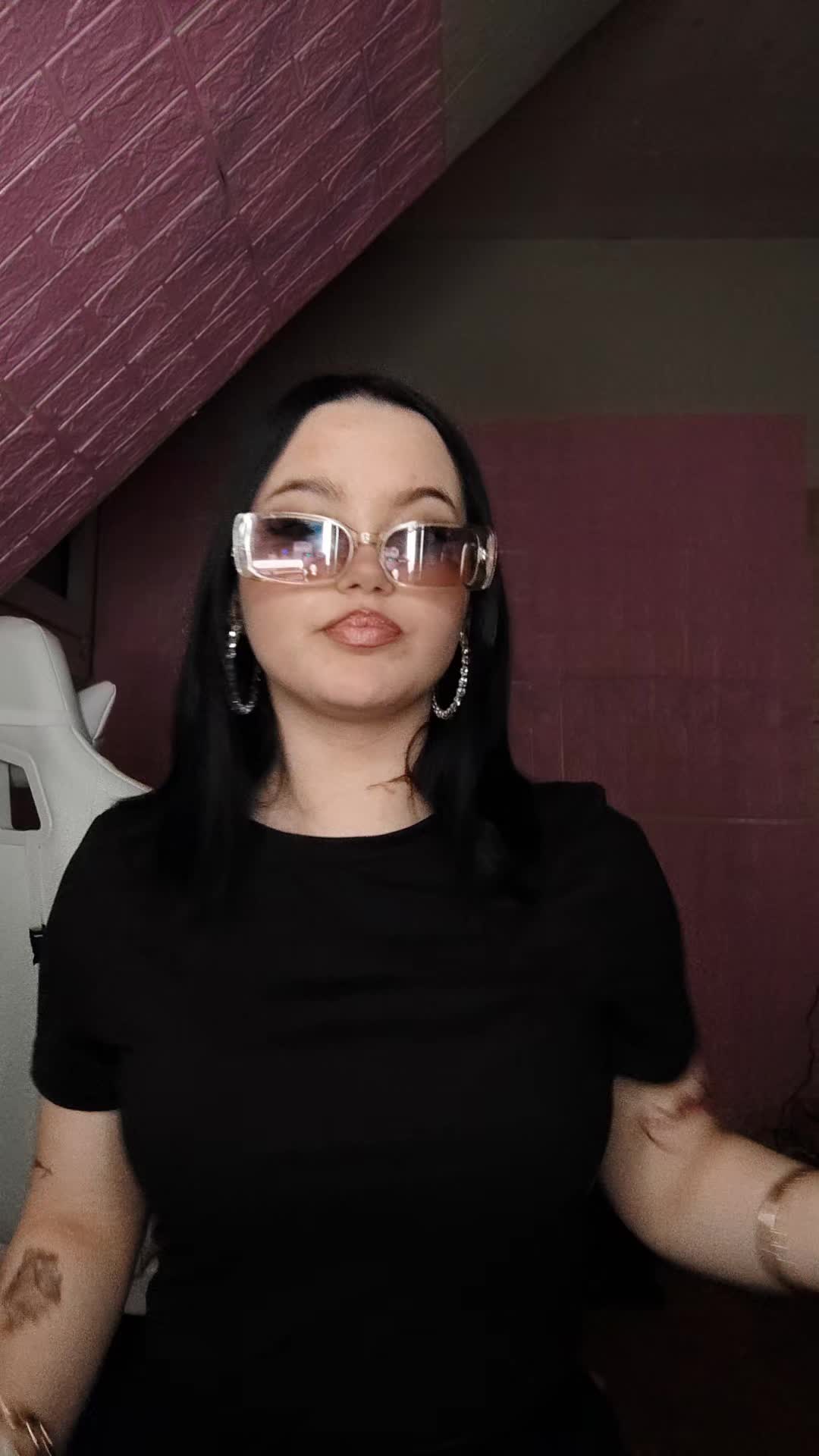 @𝒊𝒏𝒕𝒓𝒗𝒃𝒍𝒍🪩🎱