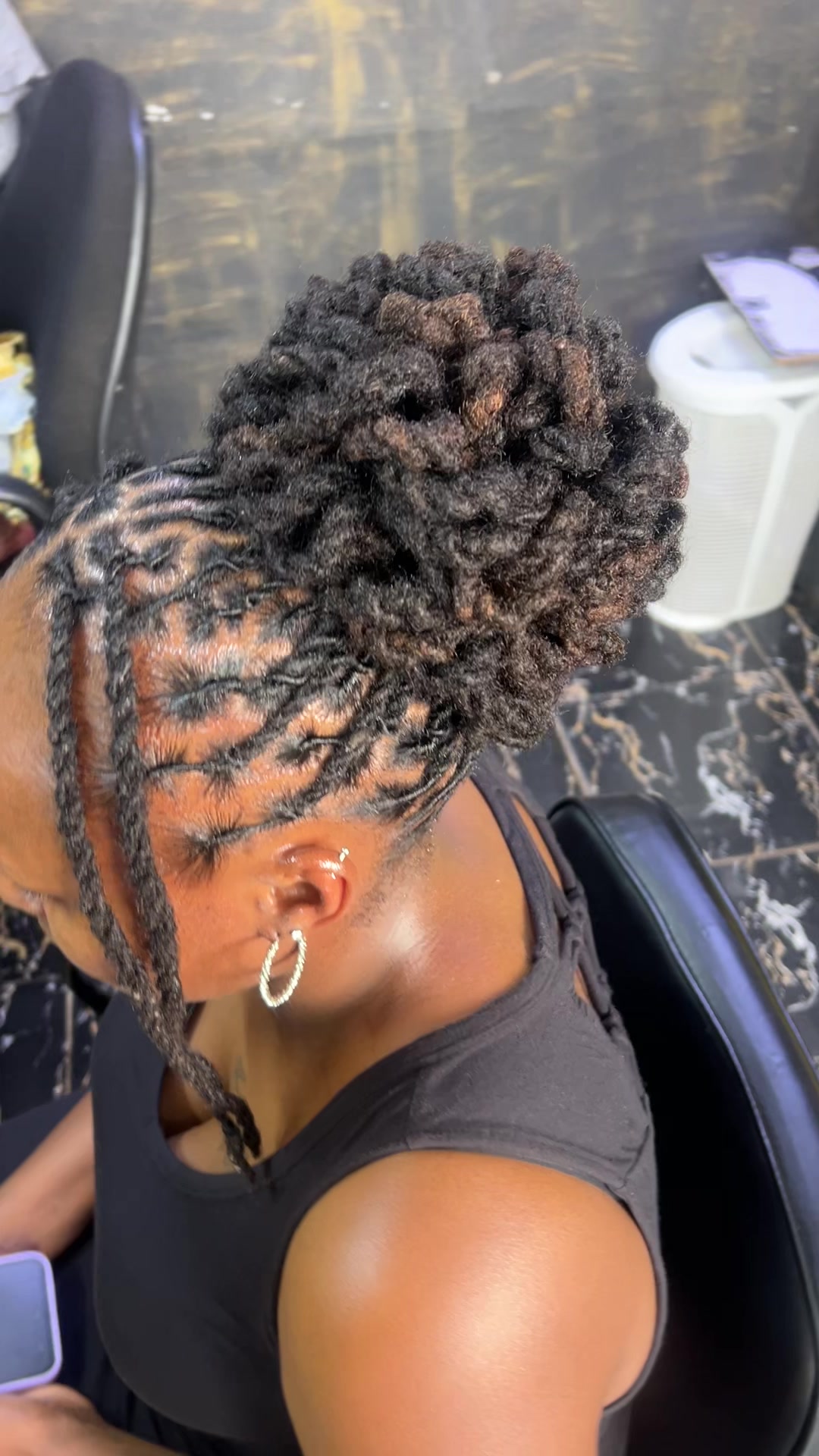 @Lavish Locs