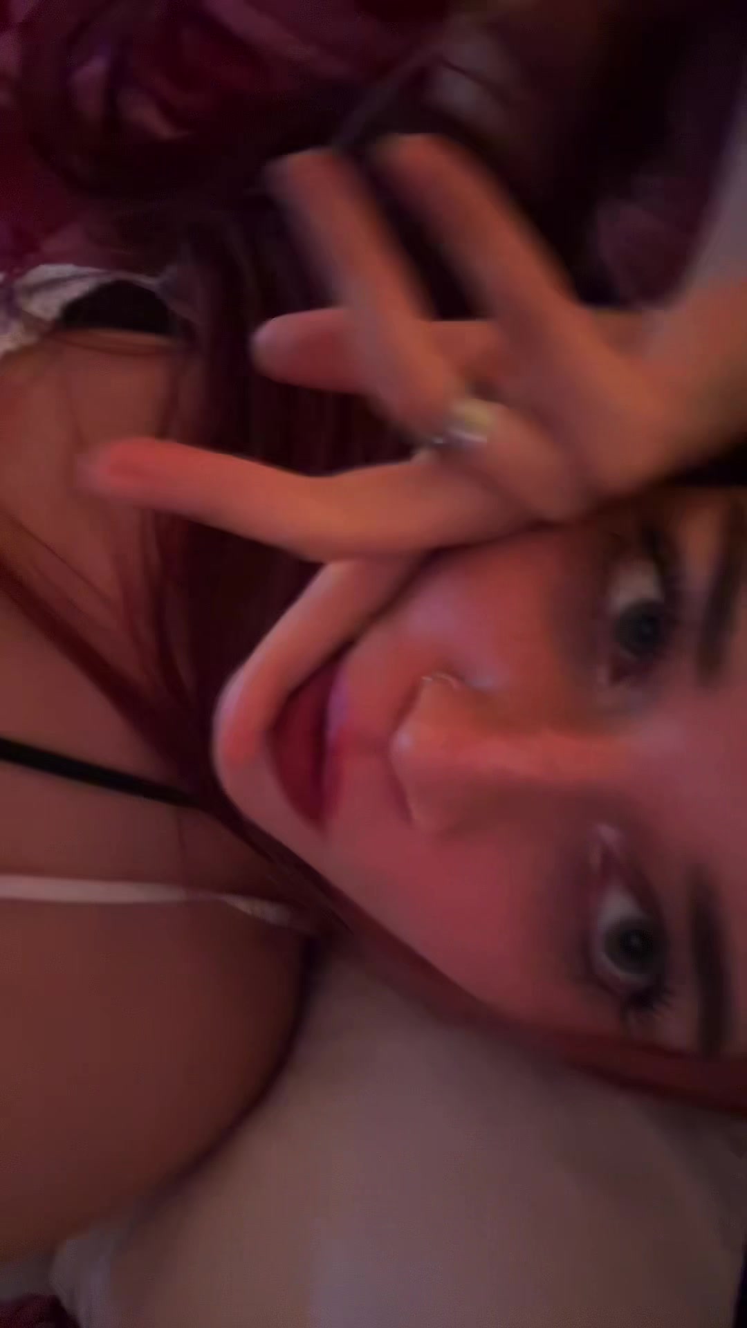 @VAN&Egrave;S