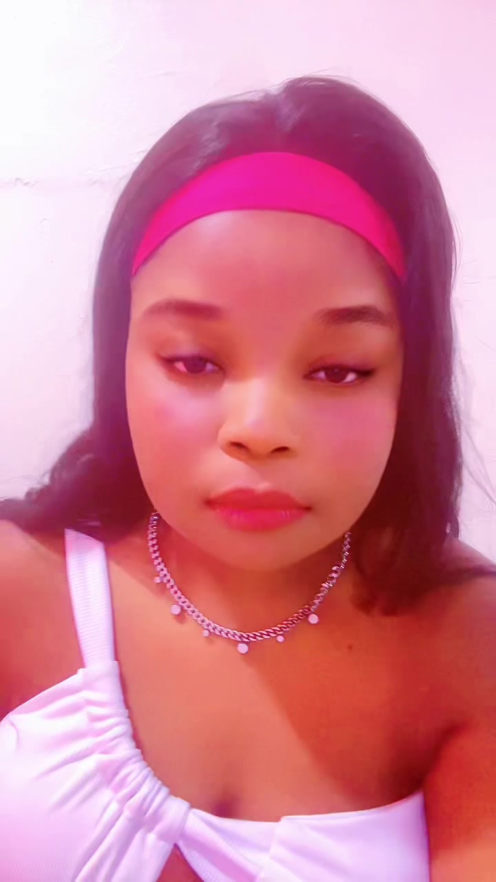 @Queennyshow