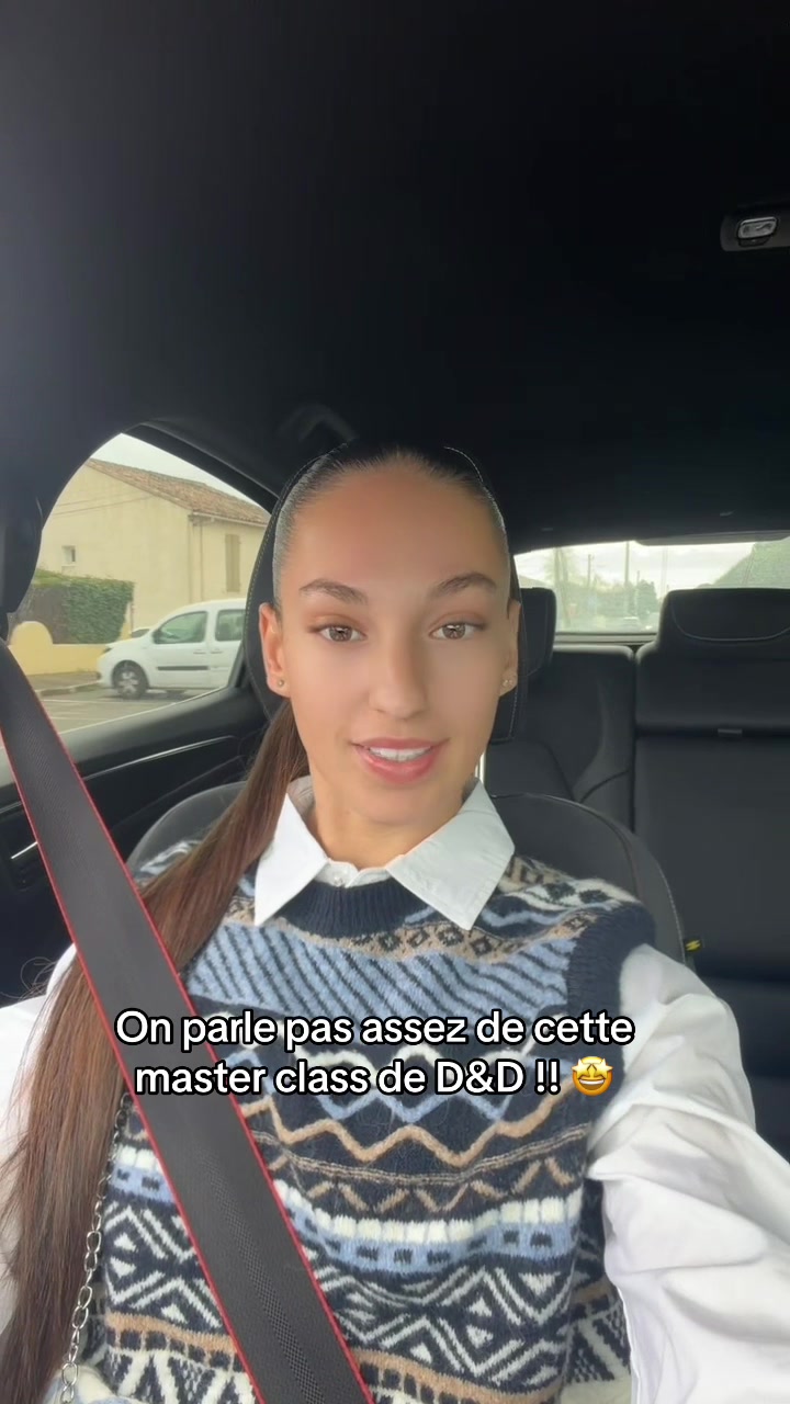 @Chlo&eacute;D&D🐺