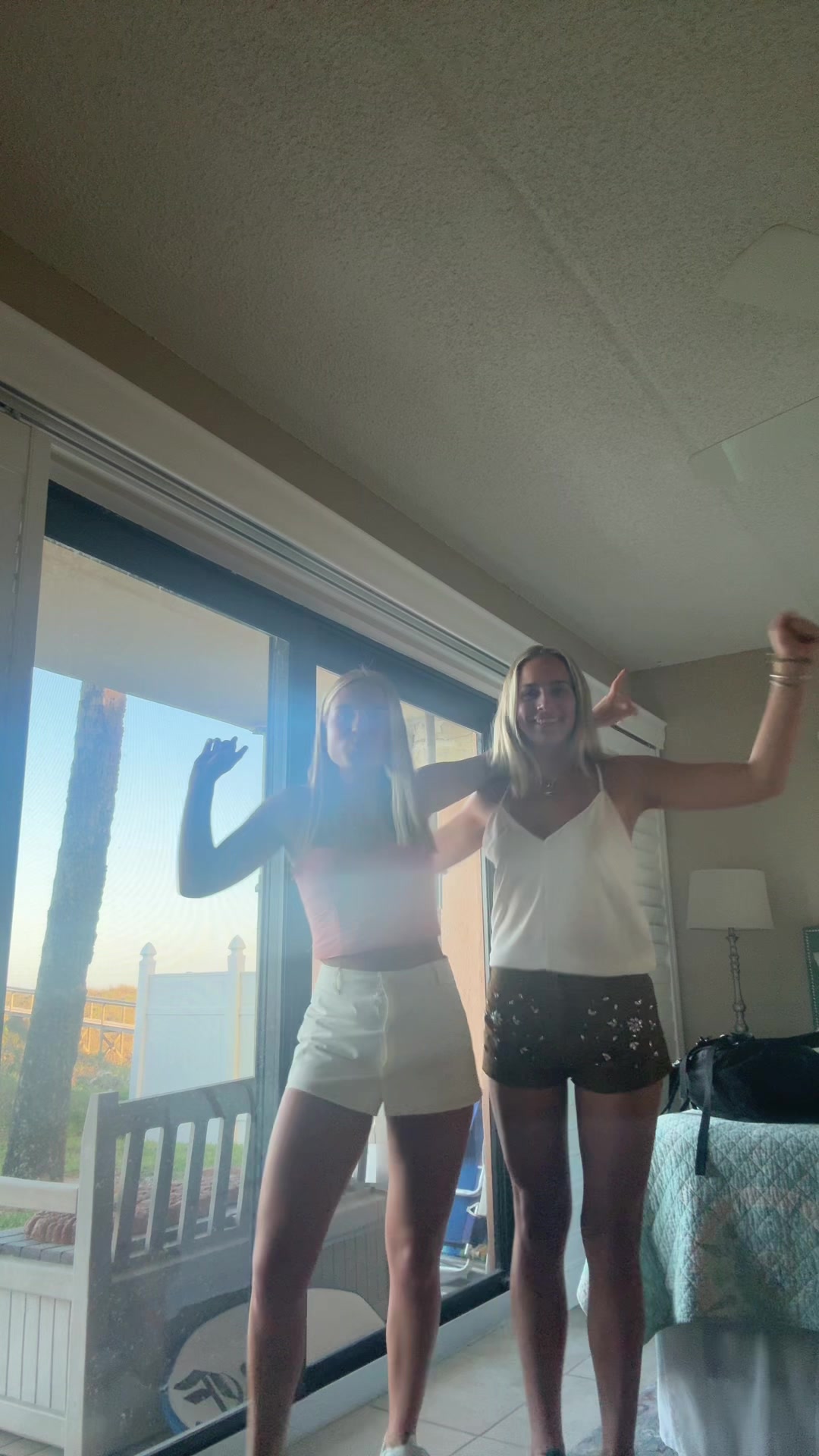 @Demi