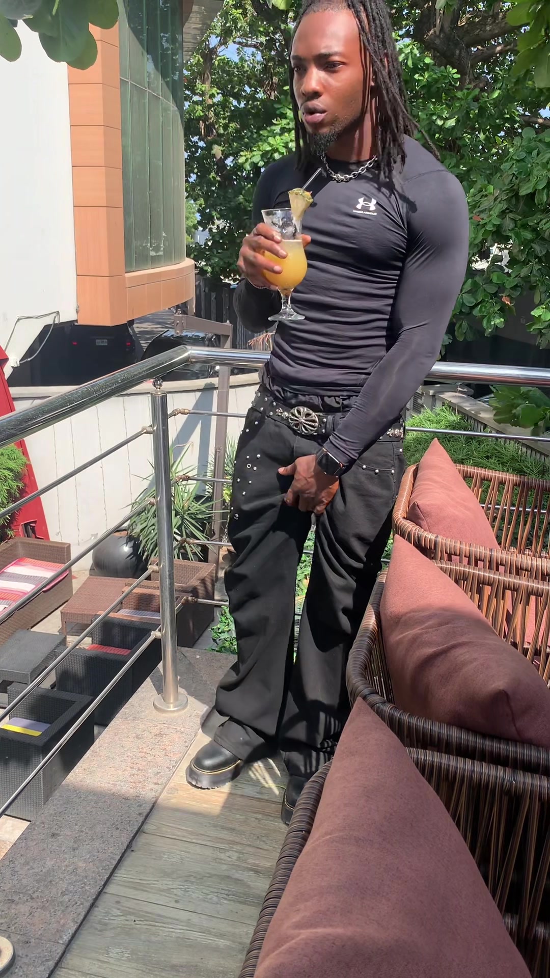 @Thavipa