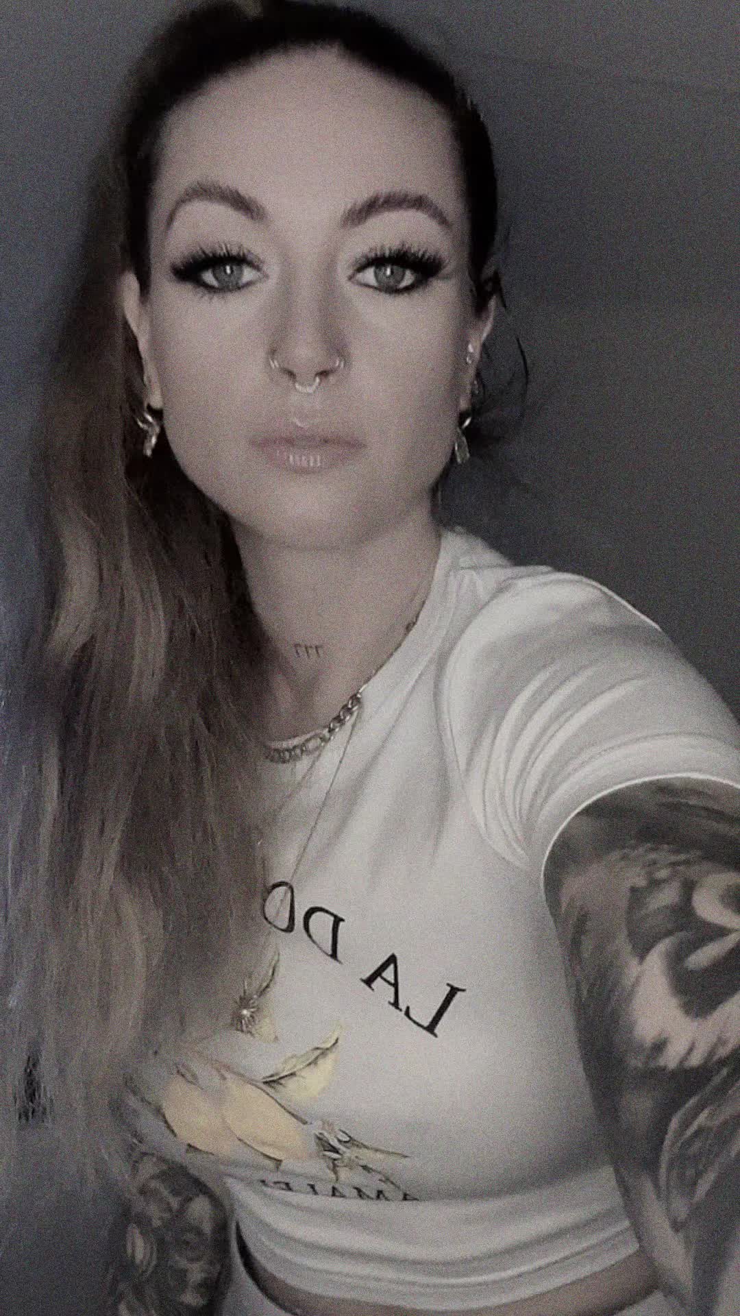 @mrs.muziii.ink