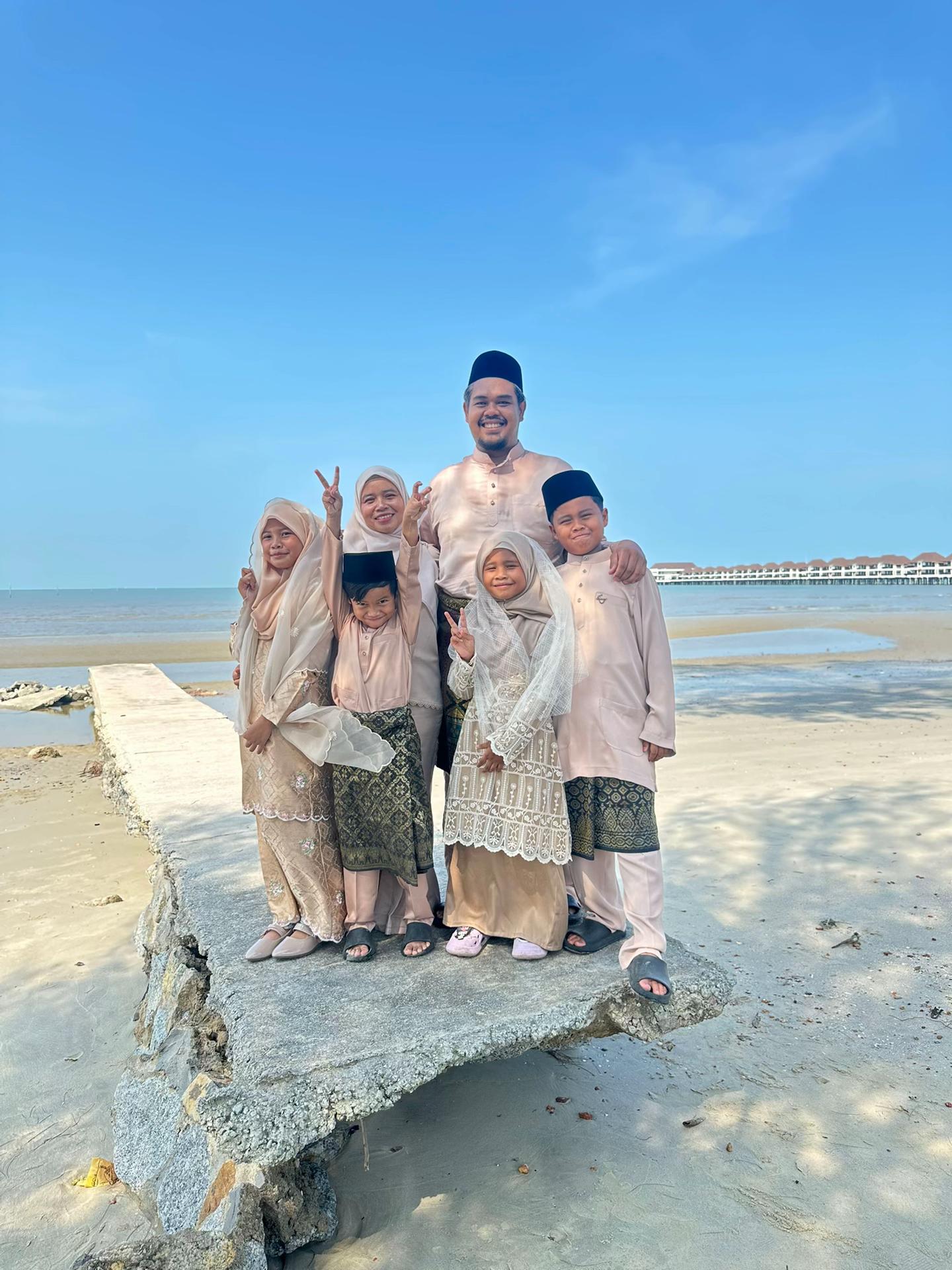 @MOHAMAD ADAM FIRDAUS