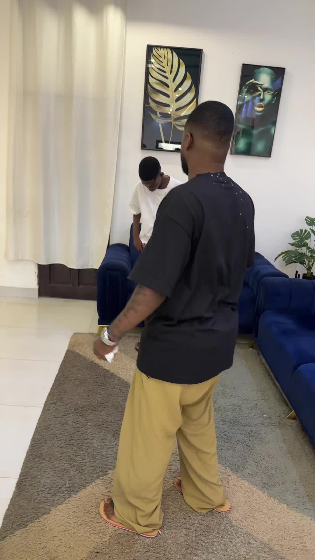 @AVLEVI K NEYMAR 🤴🏾